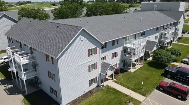 201 WEST WIN HEIGHTS Apartment for rent in Monroe, WI