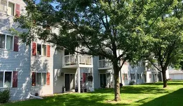 3 of 18 207 WEST WIN HEIGHTS Apartment for rent in Monroe, WI