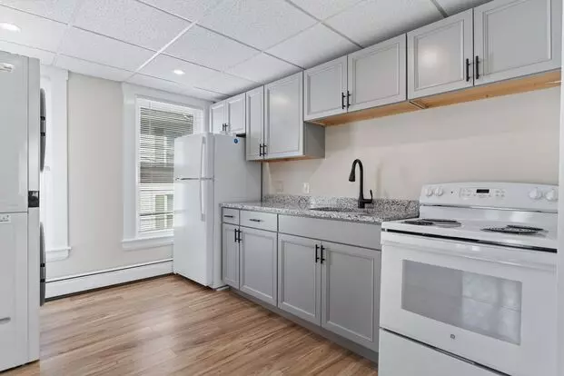 30 Ham St Apartment for rent in Dover, NH