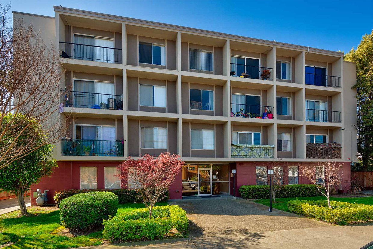 Three Crown Apartments Alameda, CA