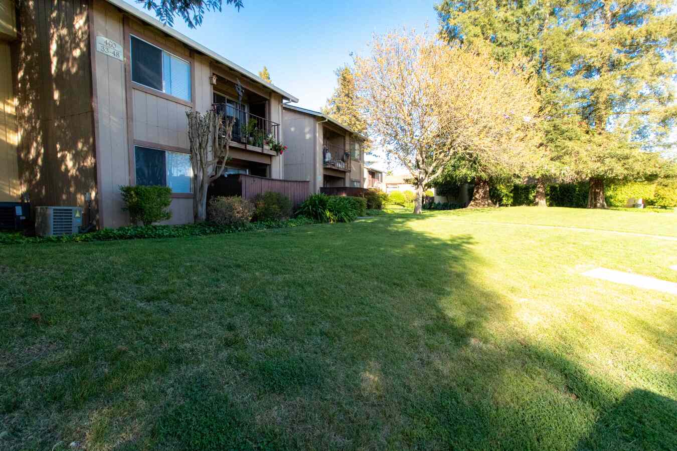 Meadowood Village Apartments 430 Ellesmere Dr Dixon, CA