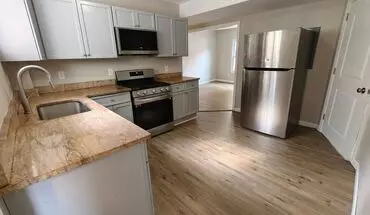2 of 14 15-17 Greenwich St Apartment for rent in Springfield, MA