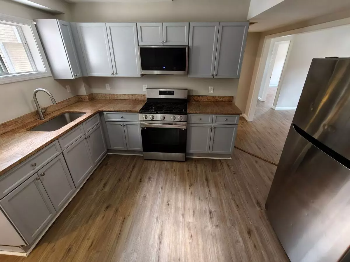 15-17 Greenwich St Apartment for rent in Springfield, MA