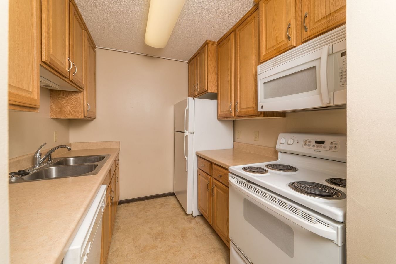 Shamrock Court Apartments St Paul, MN Rentable