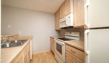 Prairiewood Estates Apartment for rent in Fargo, ND
