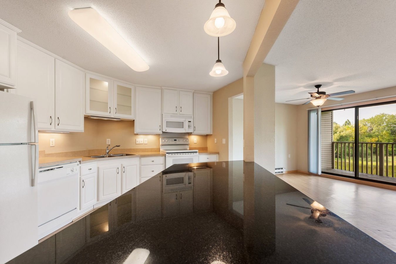 Lakewood Hills Apartments White Bear Lake, MN Rentable