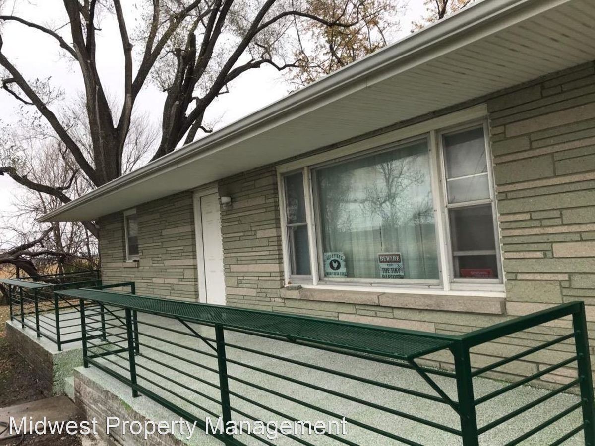 1567 Hwy 40 Lawrence, KS House for Rent Rentable