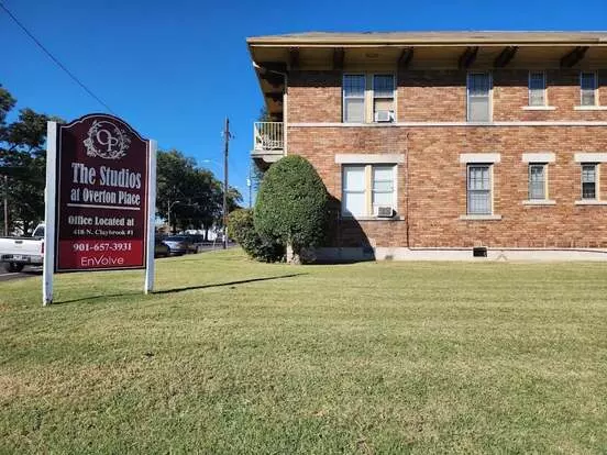 Overton Place Apartment for rent in Memphis, TN