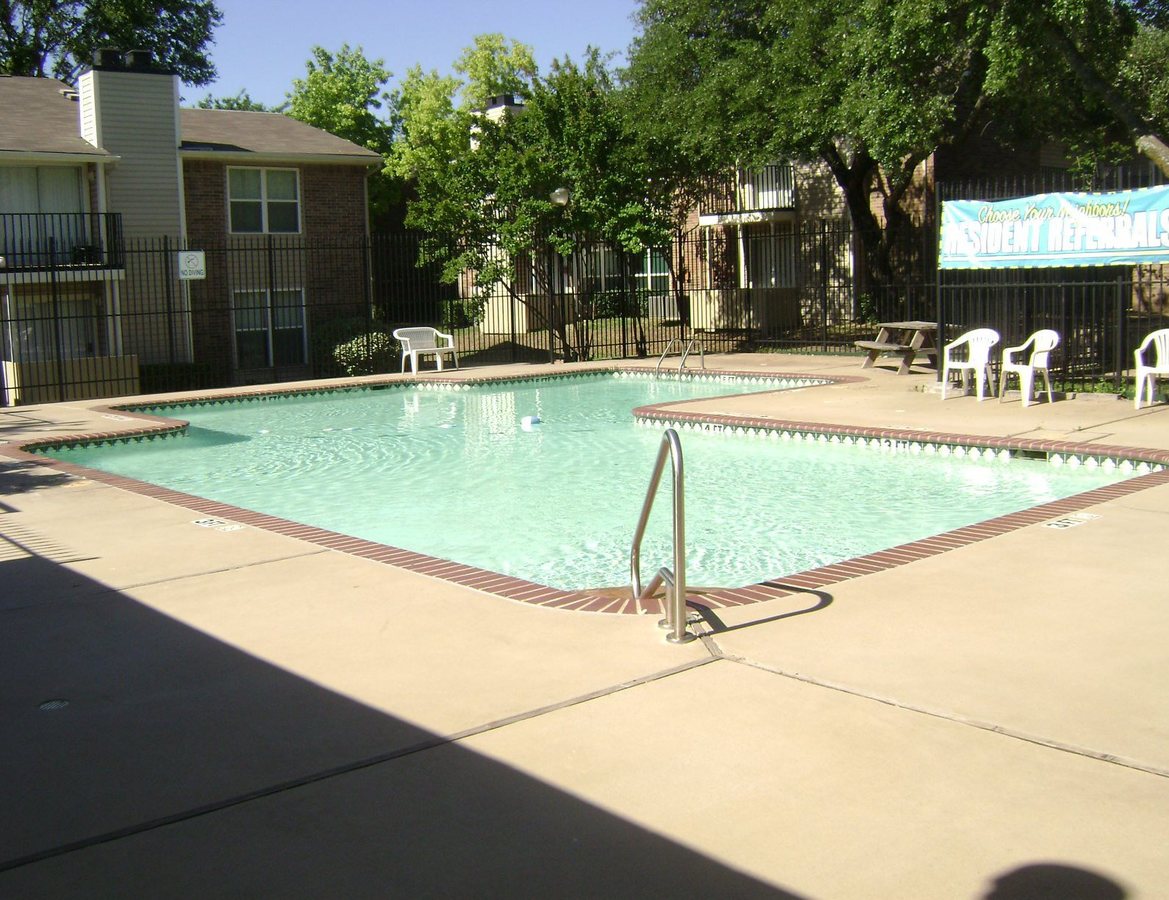 Center Ridge Apartments 700 W Center St Duncanville, TX