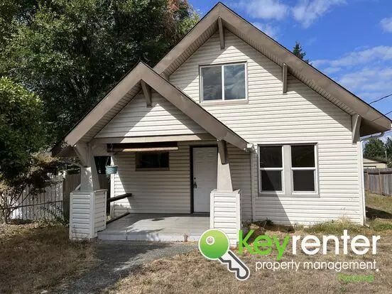 Delightful 3Bed Craftsman Home Apartment for rent in Tacoma, WA
