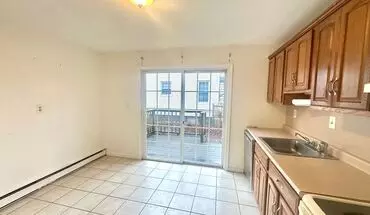 3 of 10 10 Washington St Apartment for rent in Westfield, MA