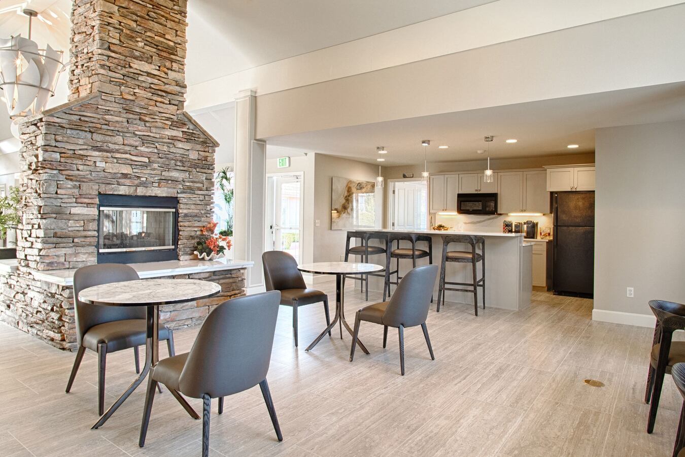 Andorra Apartments Mountlake Terrace, WA Rentable