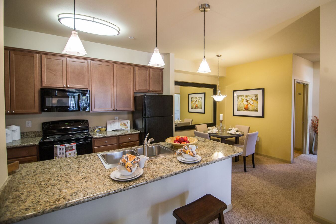 Riverside 9 Apartments 895 Riverside Drive Wenatchee, WA