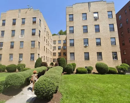 276 Collins Apartment for rent in Hartford, CT
