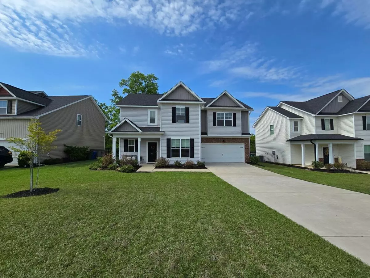 Rare Find In Camden, Sc - Gorgeous Home On The Pond And Close To The Park - Pet Friendly W/approval House for rent in Camden, SC