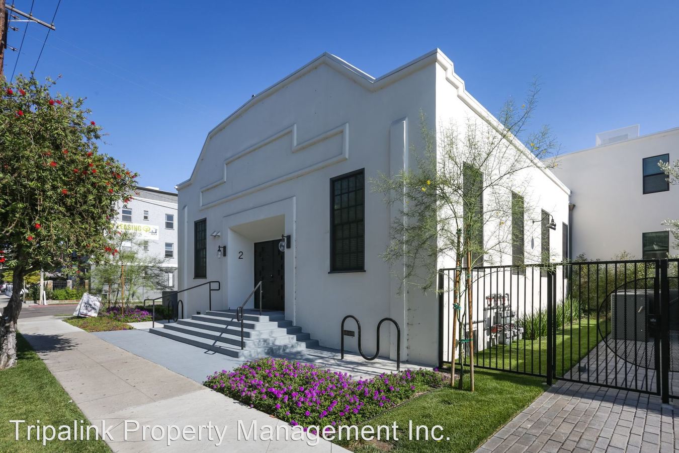 2909 Orchard Ave Los Angeles, CA Apartment for Rent