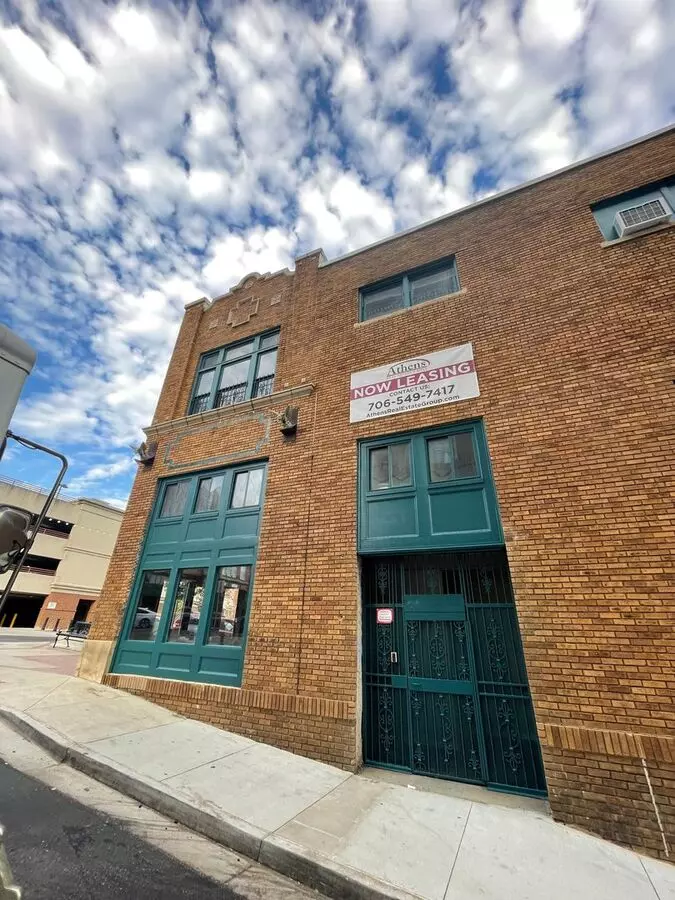 400 E Clayton St Apartment for rent in Athens, GA