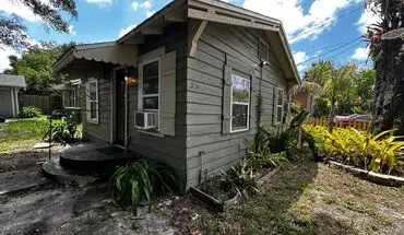 4 of 9 1/1 With Private Yard Coming Available Soon House for rent in Tampa, FL