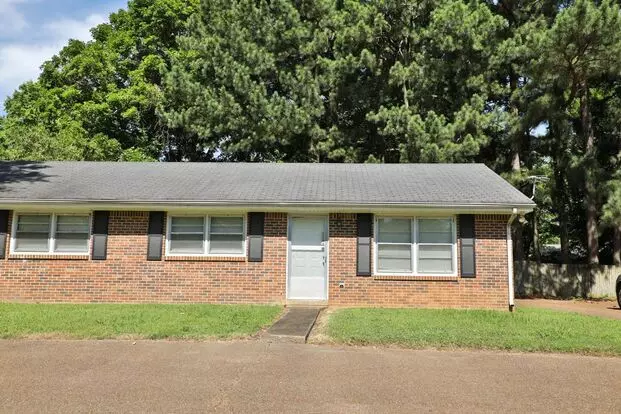 116 Willow Apartment for rent in Martin, TN