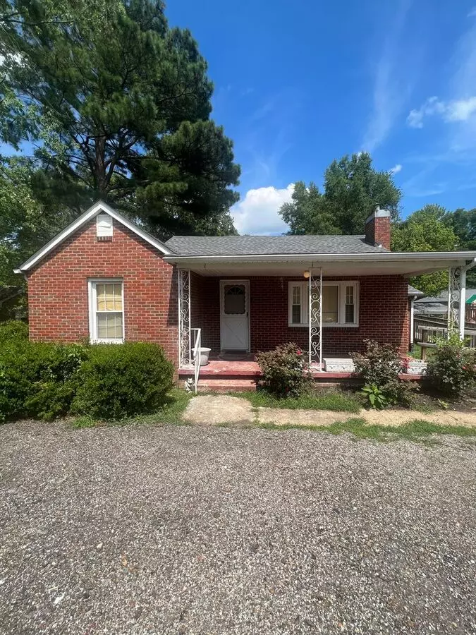 Quaint Brick Home In Martin! House for rent in Martin, TN