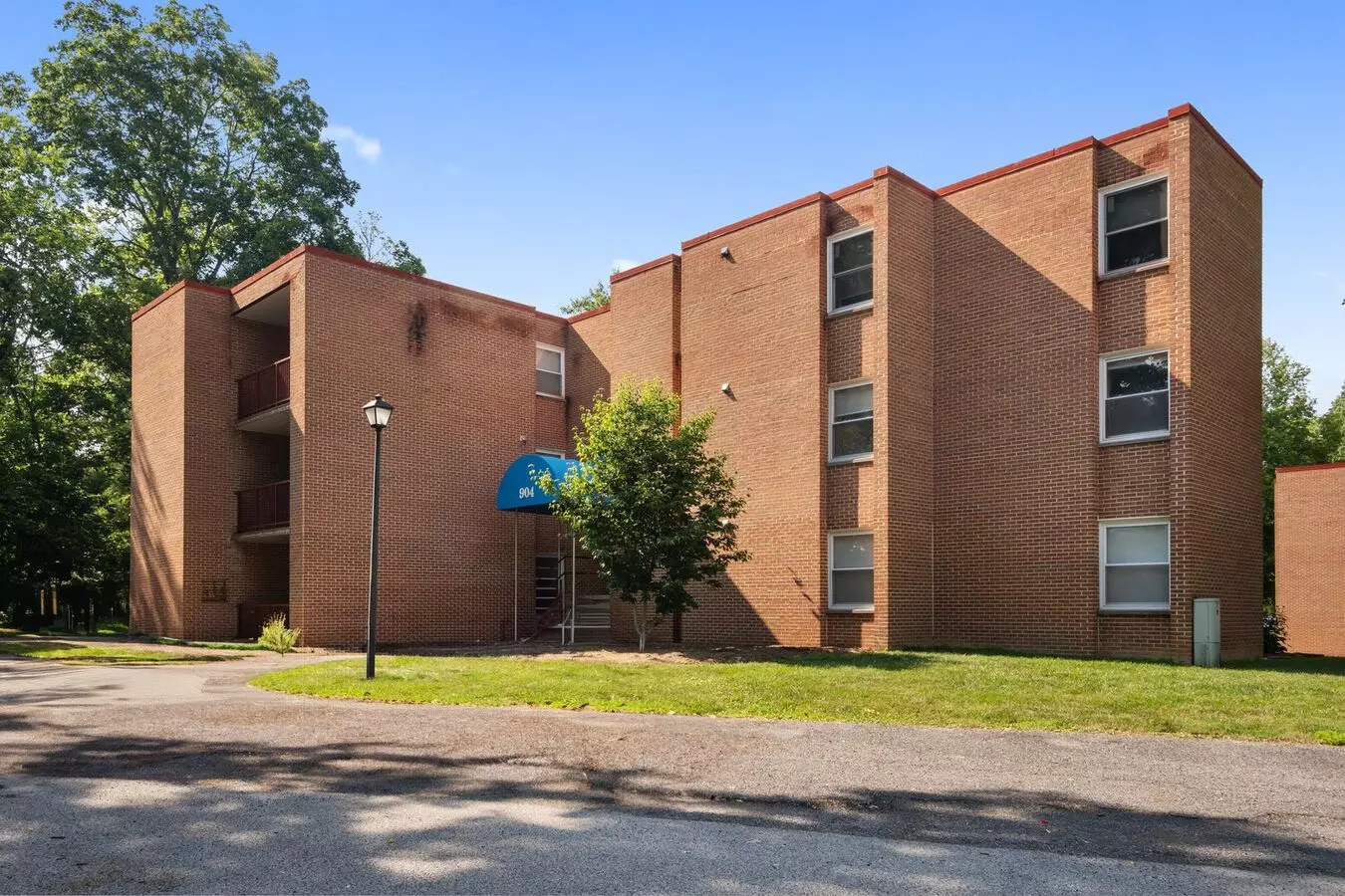 3 Bed/2 Bath. Close To Campus. Pet Friendly. Apartment for rent in Blacksburg, VA