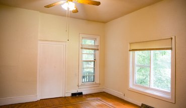 2108 Talmage Ave Se Apartment for rent in Minneapolis, MN