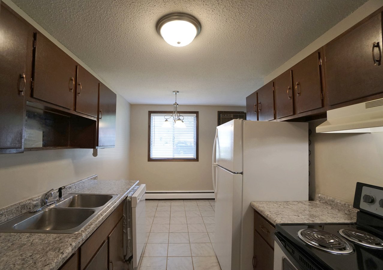 Eldridge Apartments 2210 Eldridge Ave E North St Paul, MN