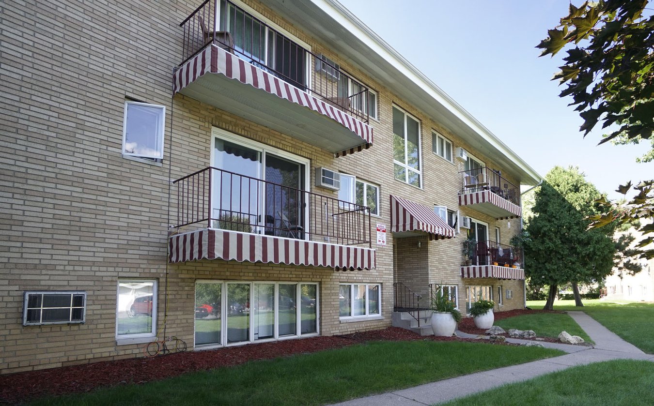 Xerxes Apartments Brooklyn Center, MN Rentable