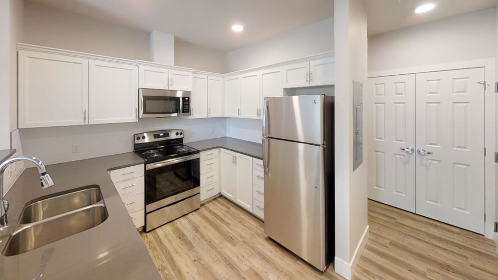 C Street Suites Apartments 921 Ne C St Pullman, WA