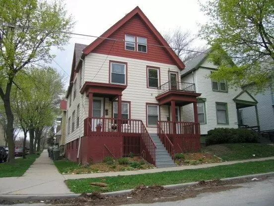 1700 E. Belleview Pl....available Now! Apartment for rent in Milwaukee, WI