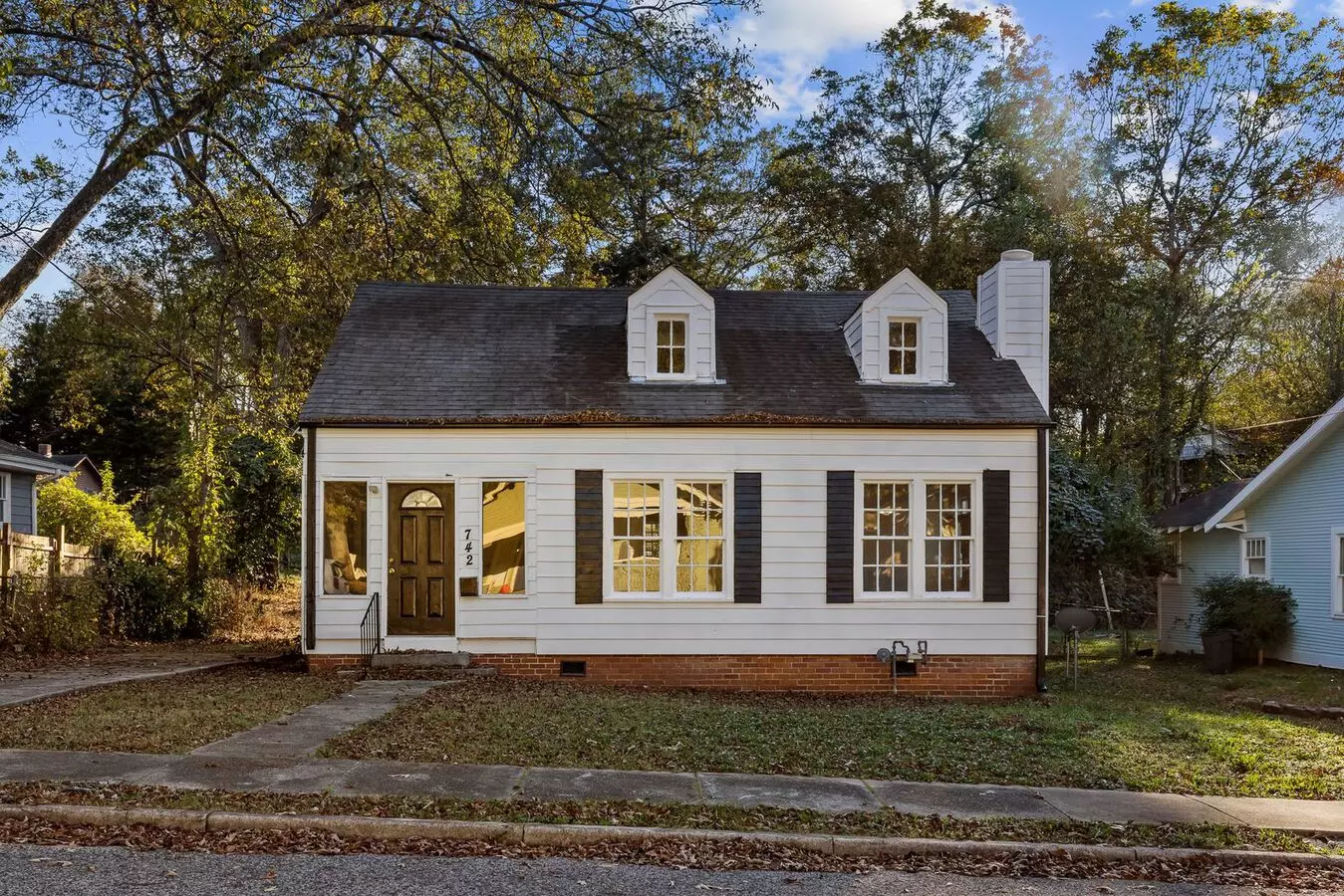 Gorgeous And Newly Renovated 4 Bedroom 2 Bath Home Available Now! House for rent in Birmingham, AL