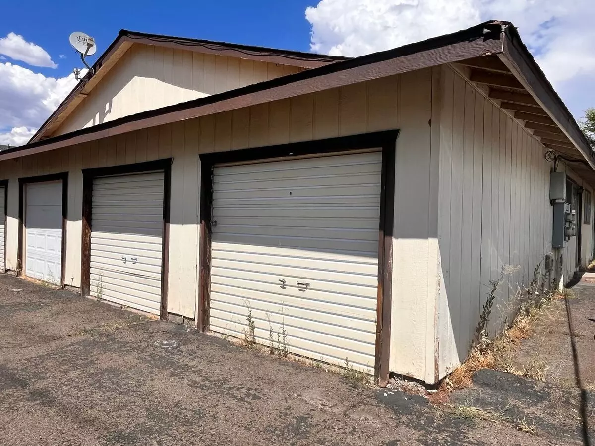 Ne134-robinson, Lorenz Apartment for rent in Carson City, NV