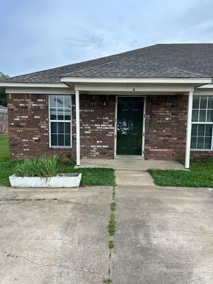 304 Lisa Cv Apartment for rent in Senatobia, MS