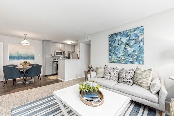 Oak Creek at Polaris Apartment for rent in Lewis Center, OH