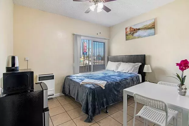South Park Place Apartments Apartment for rent in Los Angeles, CA
