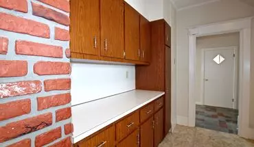 3 of 6 302 Hasbrouck Ave Apartment for rent in Kingston, NY