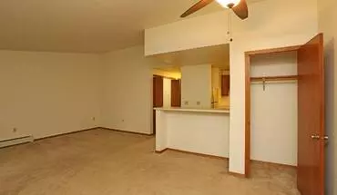 2 of 22 Willow Park Apartment for rent in Appleton, WI