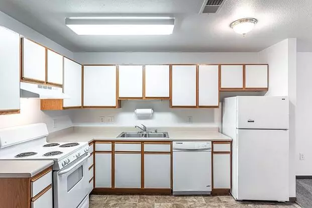 Wyndam Place Senior Residence - Lawrence Apartment for rent in Lawrence, KS Wyndam Place Senior Residence - Lawrence Apartment for rent in Lawrence, KS