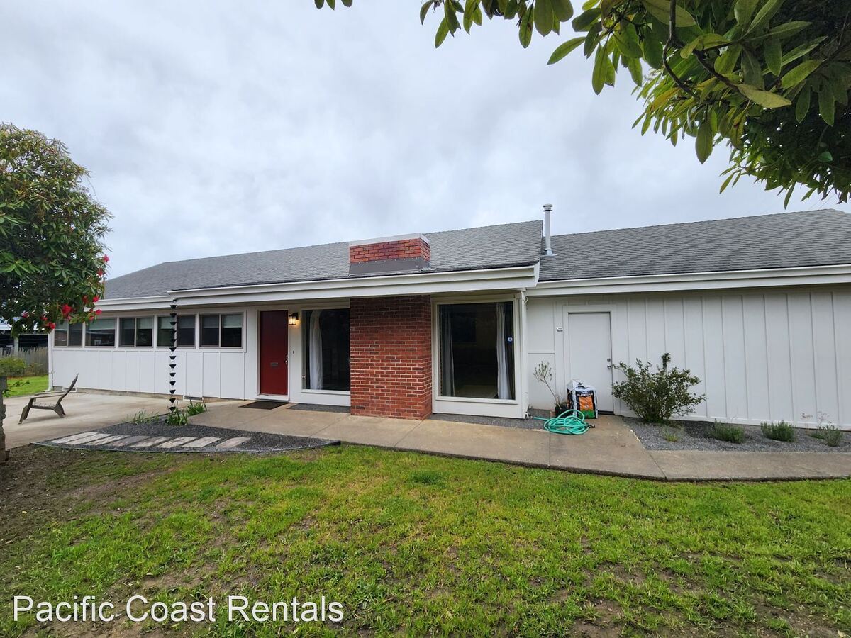 2256 Hillcrest Ave Eureka, CA House for Rent Rentable