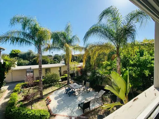 7360-66 Manchester Apartment for rent in Los Angeles, CA