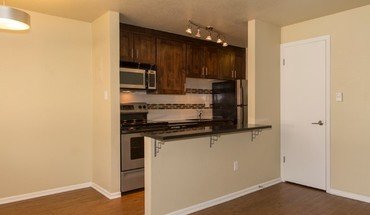 2 of 10 10 South Emerson Street Apartment for rent in Denver, CO