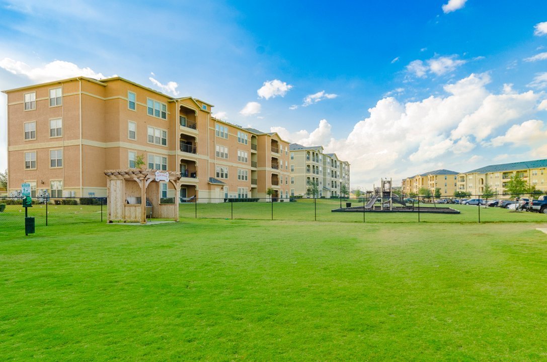 The Estates At Briggs Ranch Apartments San Antonio, TX