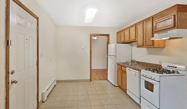 1724 & 1732 Rollins Ave Se Apartment for rent in Minneapolis, MN