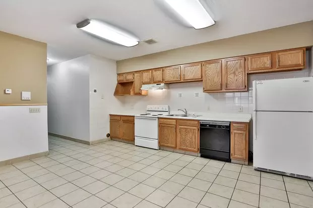 918 17th Ave Se Apartment for rent in Minneapolis, MN