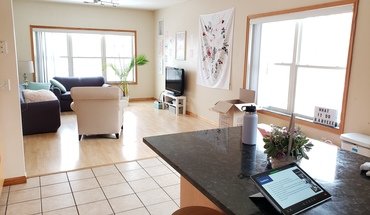 4 of 10 1716 Rollins Ave SE Apartment for rent in Mineeapolis, MN