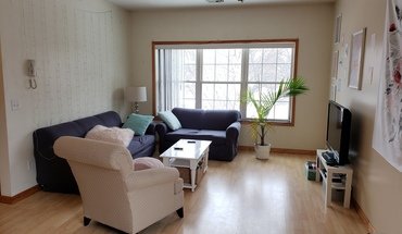 5 of 10 1716 Rollins Ave SE Apartment for rent in Mineeapolis, MN