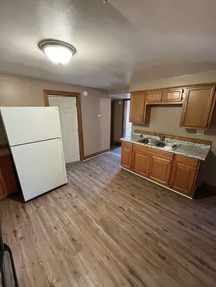 1301 Thurman St Apartment for rent in Saginaw, MI