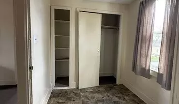5 of 14 1914 Joslin Apartment for rent in Saginaw, MI