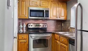 2 of 16 2br 2ba Condo Downtown (riverview Condominiums) House for rent in Baton Rouge, LA