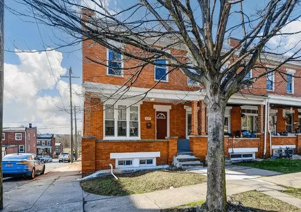 Available Now- Beautiful 3 Bedroom, 2 Bath Home In Baltimore, Md! Apartment for rent in Baltimore, MD